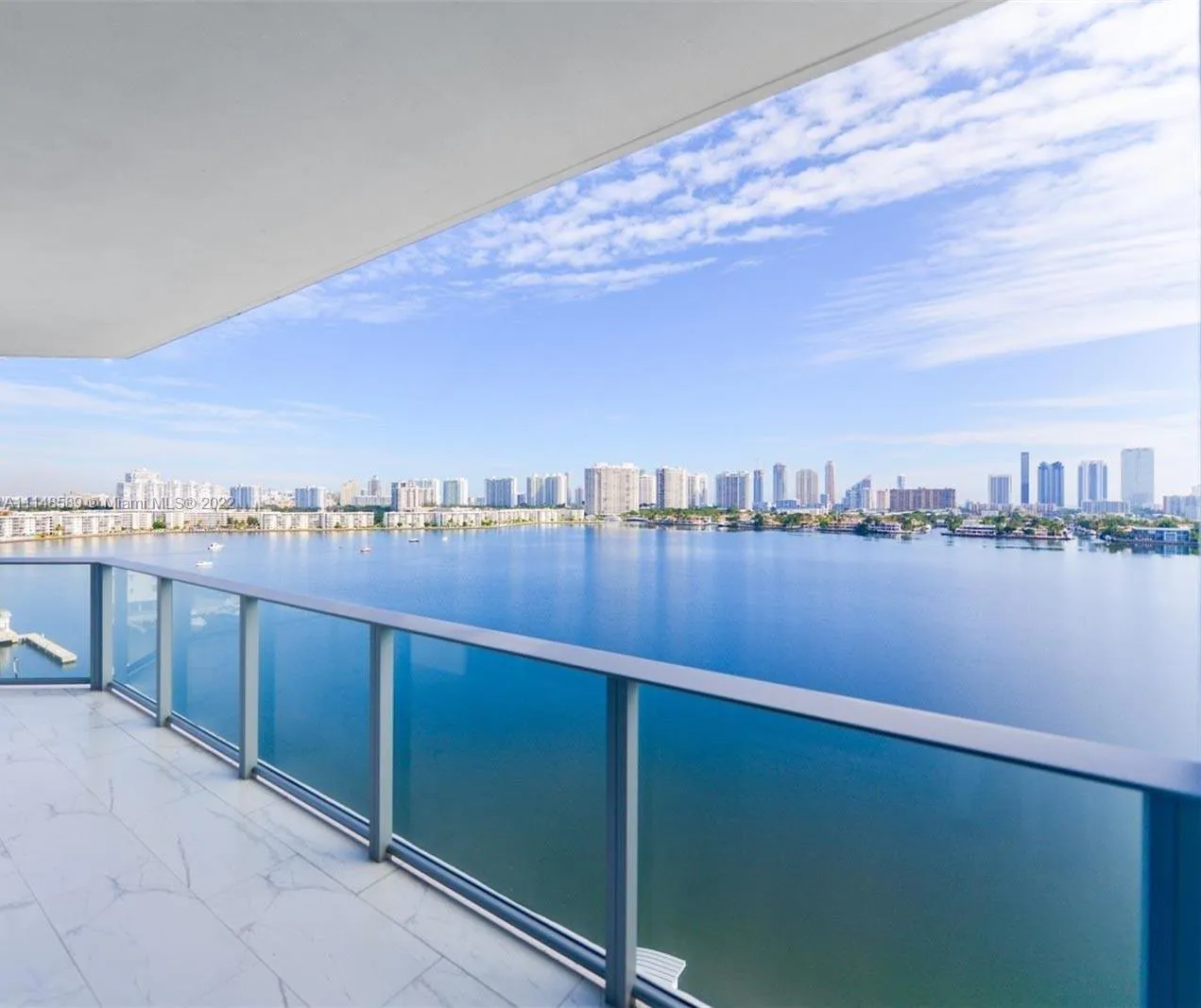 3 bedroom 3 bath for sale at 17111 Biscayne Blvd # 1009, North Miami Beach FL 33160
