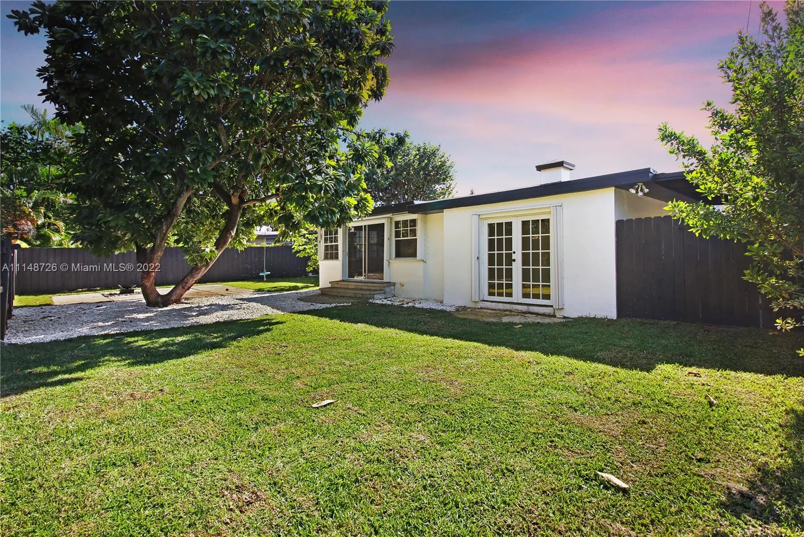 347 NE 110th St, Miami FL 33161