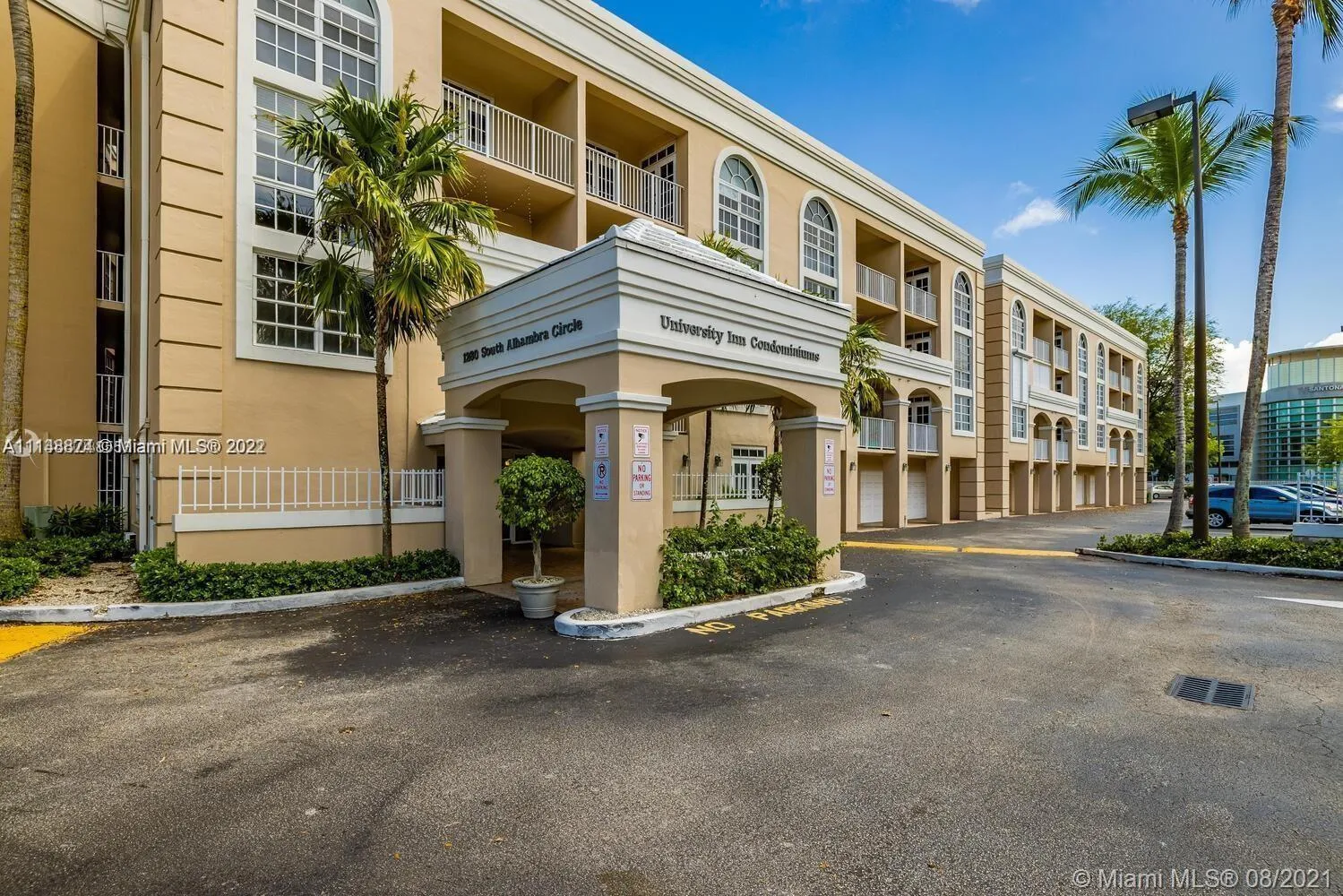 1280 S Alhambra Cir # 2410, Coral Gables FL 33146