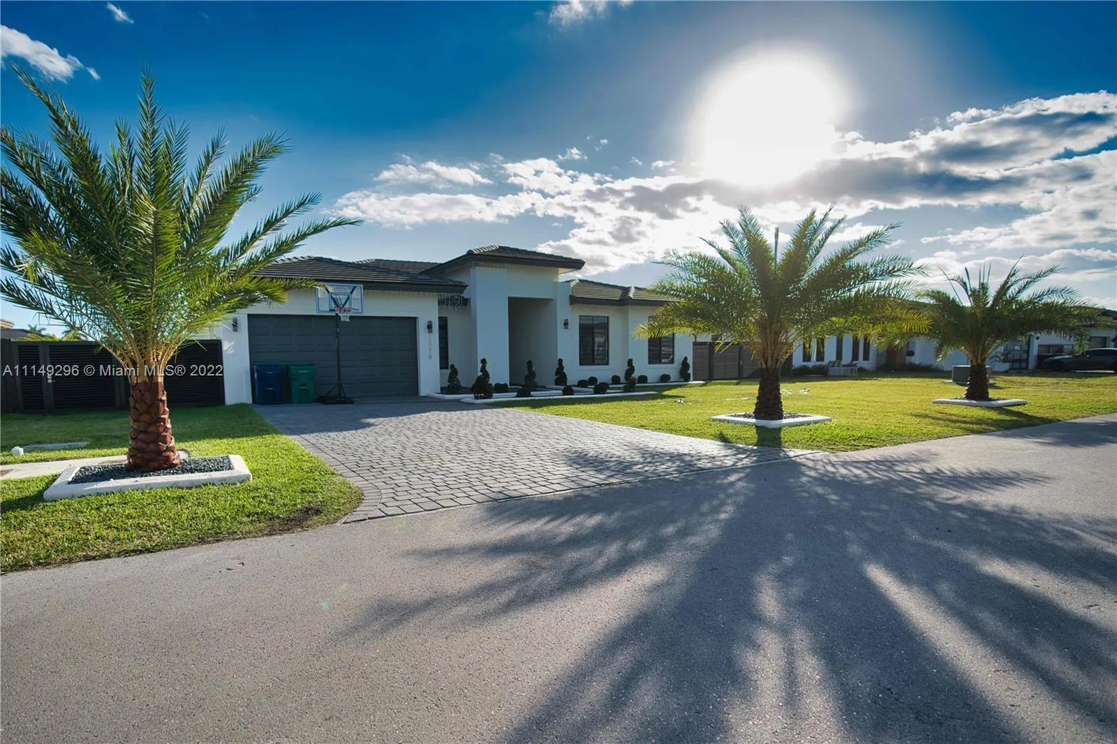 4 bedroom 3 bath for sale at 13218 SW 230th St, Miami FL 33170