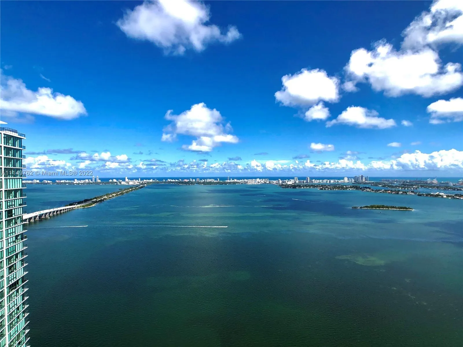 3 bedroom 3 bath for sale at 480 NE 31st St # 4607, Miami FL 33137