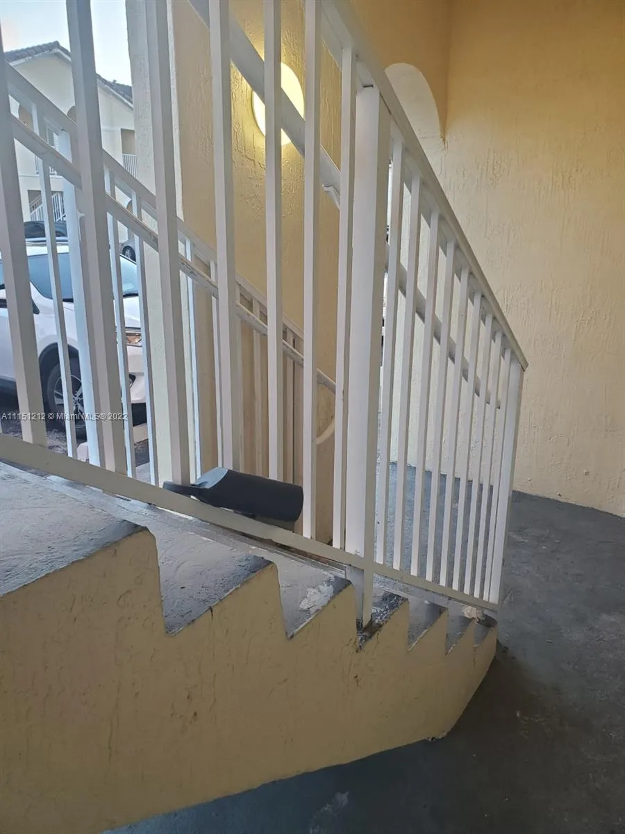 1661 SE 28th St # 105, Homestead FL 33035
