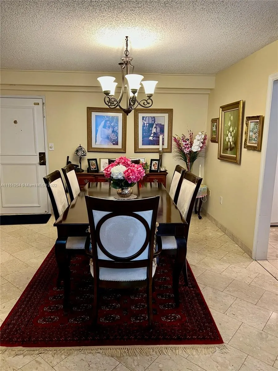 1450 Brickell Bay Dr # 1815, Miami FL 33131