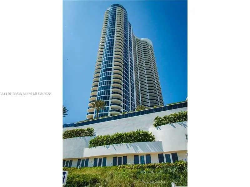 3 bedroom 3 bath for sale at 17201 Collins Ave # 1501, Sunny Isles Beach FL 33160