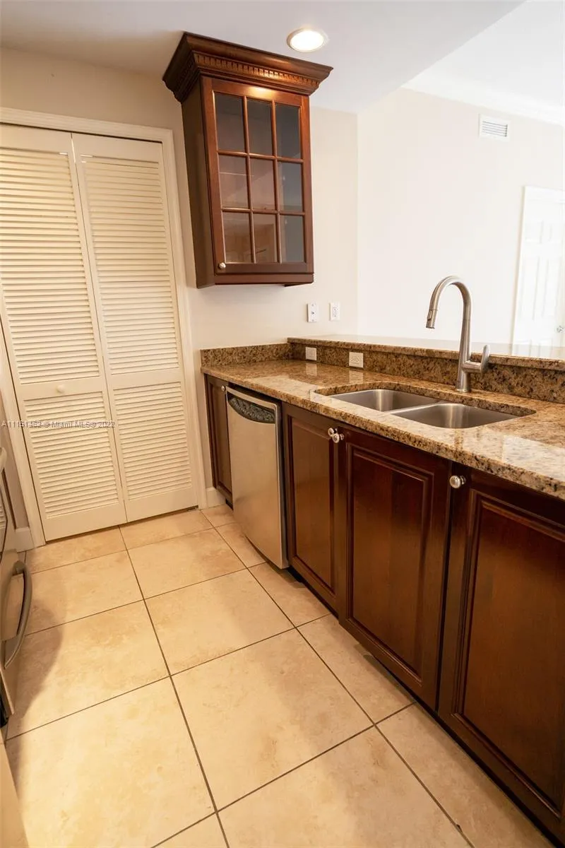 100 Andalusia Ave # 214, Coral Gables FL 33134