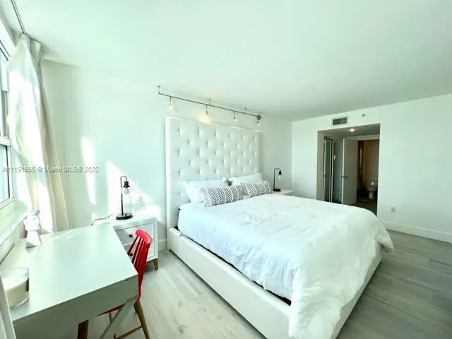650 West Ave # 1101, Miami Beach FL 33139