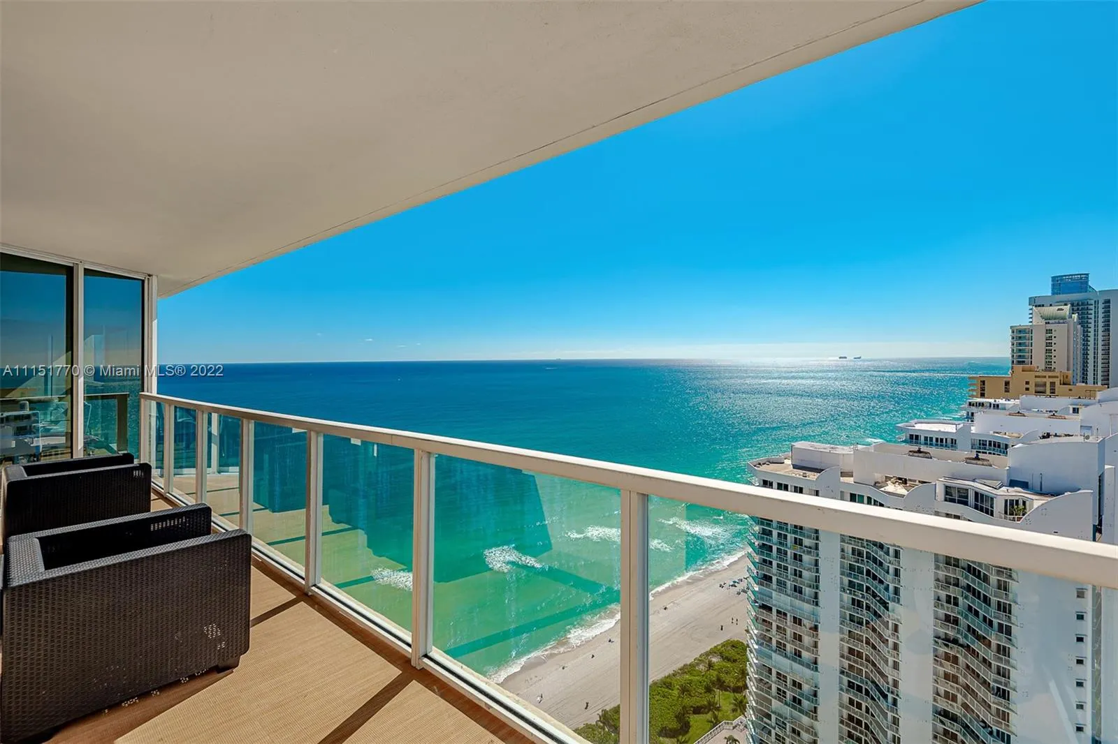 2 bedroom 2 bath for rent at 16699 Collins Ave # 3808, Sunny Isles Beach FL 33160