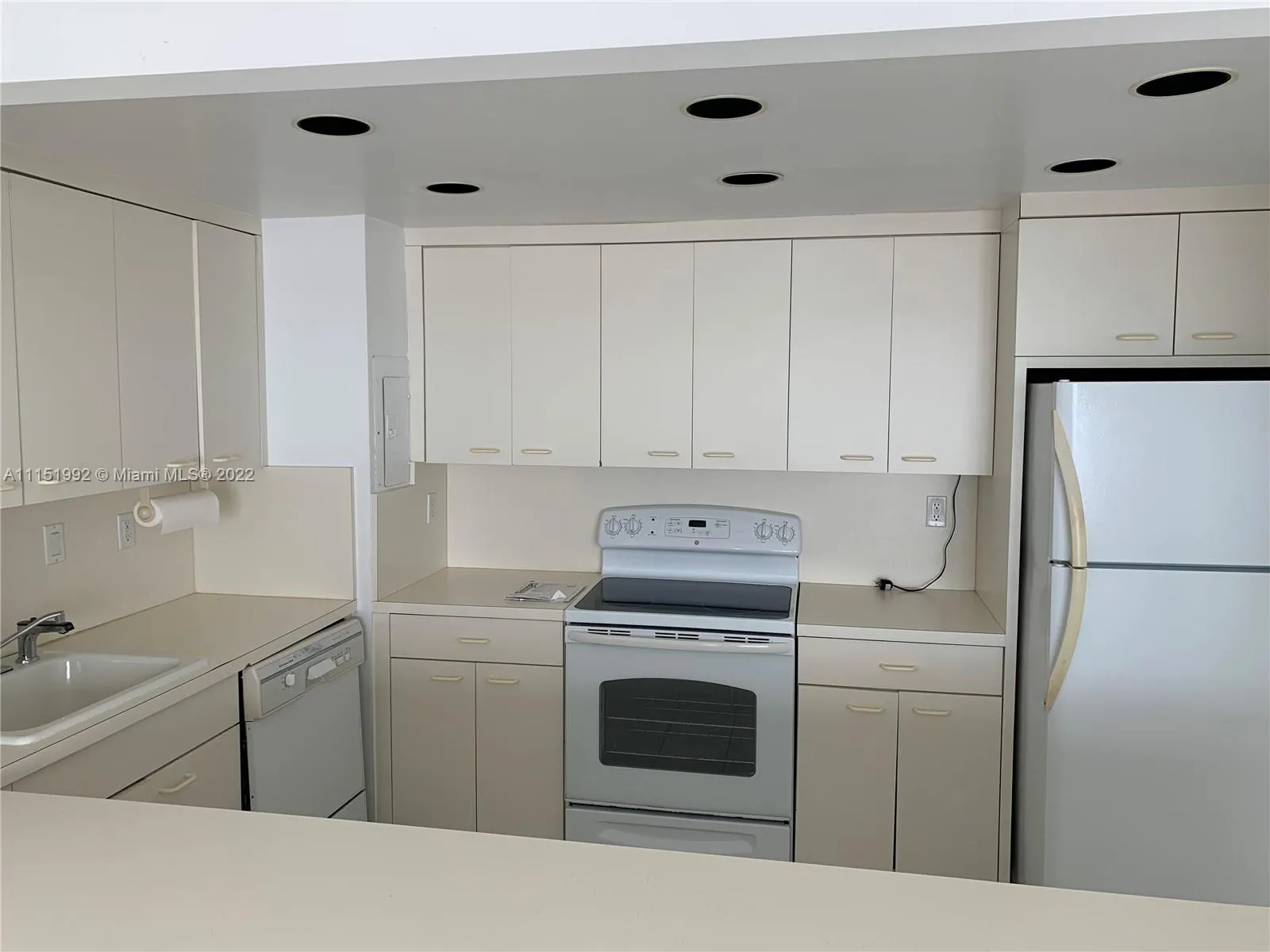 11111 Biscayne Blvd # 11D, Miami FL 33181