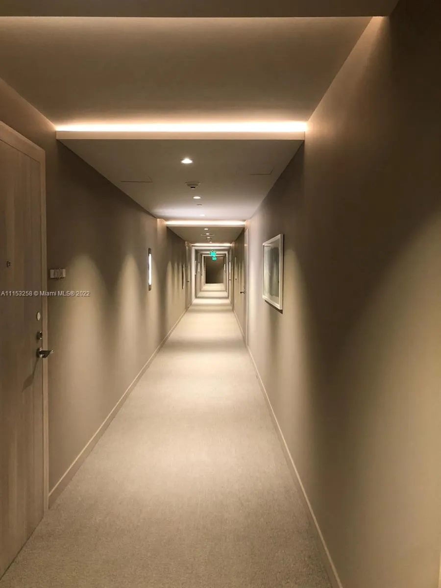 1000 Brickell Plz # 4103, Miami FL 33131