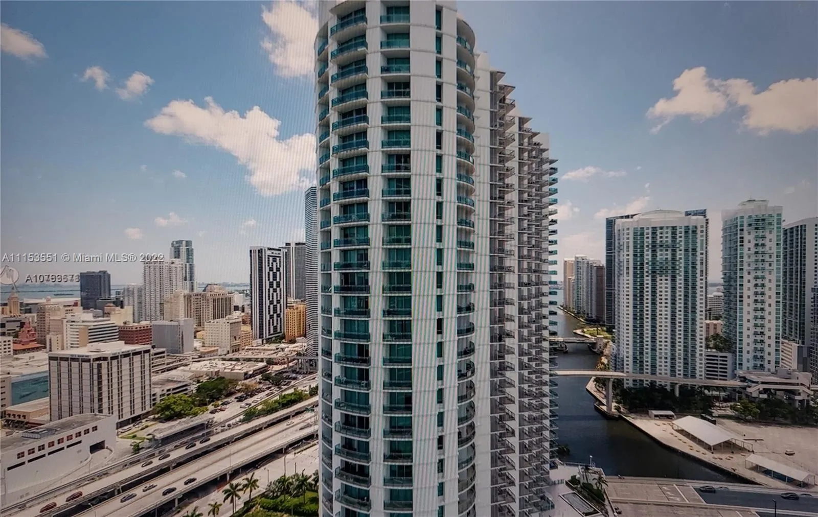 90 SW 3rd St # 3003, Miami FL 33130