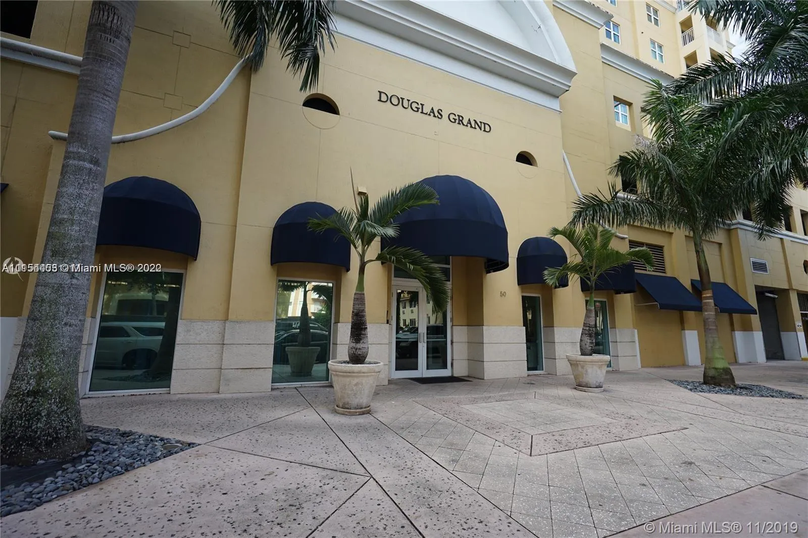 50 Menores Ave # 612, Coral Gables FL 33134