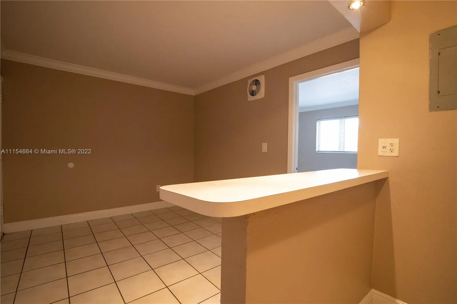 1014 Salzedo St # 101, Coral Gables FL 33134