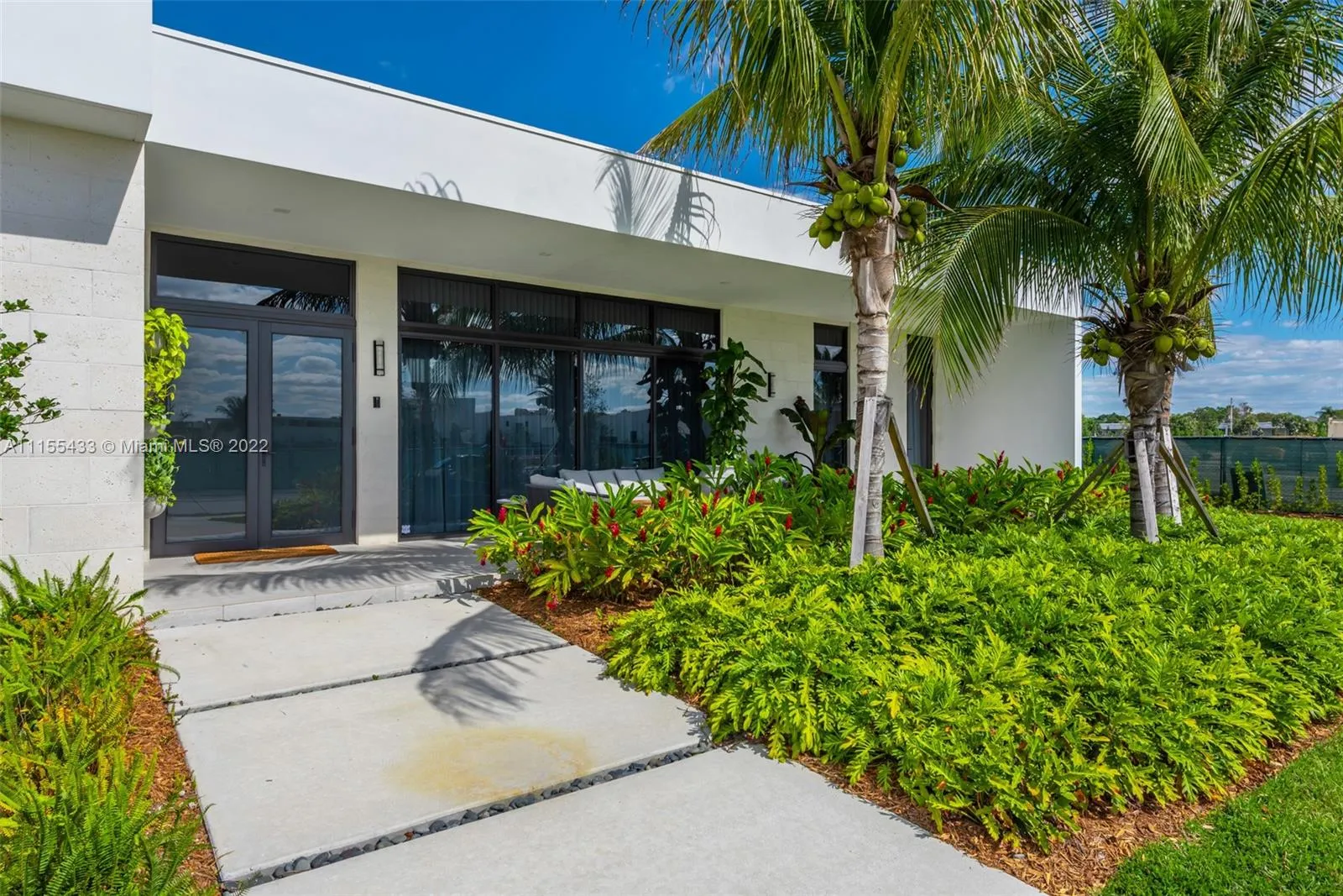 16661 Sunset Way, Weston FL 33326