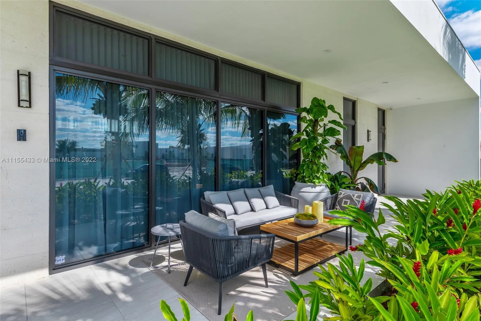 16661 Sunset Way, Weston FL 33326