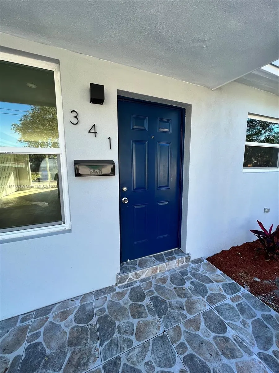 4 bedroom 3 bath for sale at 341 SW 67th Ave, Pembroke Pines FL 33023