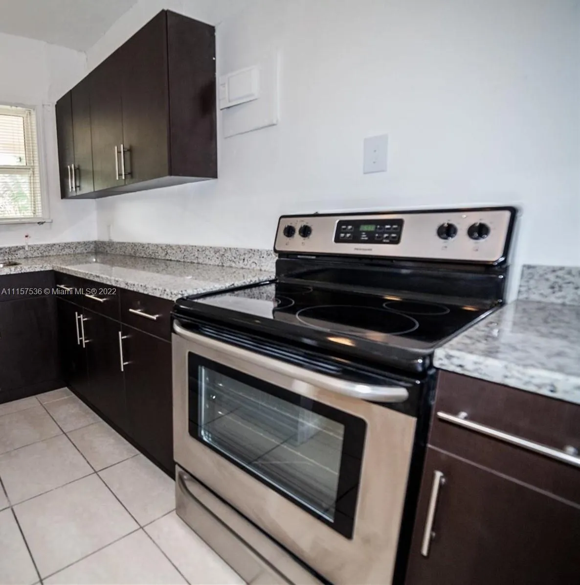 570 NE 69th St # 4, Miami FL 33138