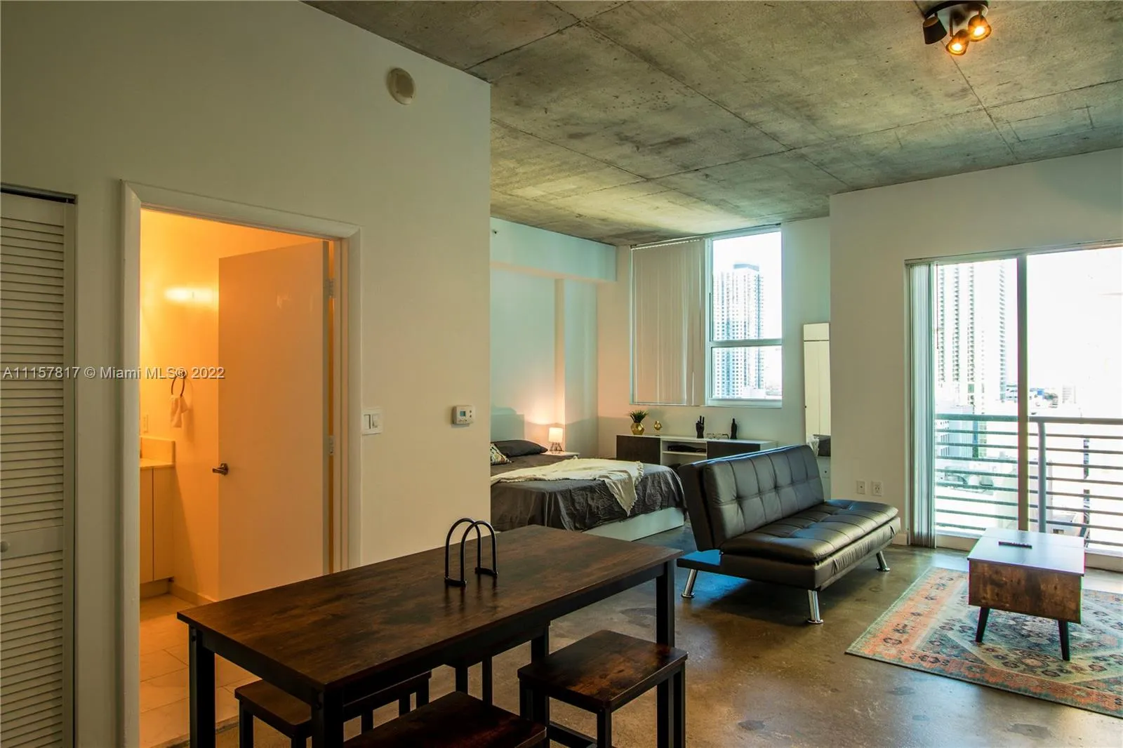 1 bedroom 1 bath for sale at 133 NE 2nd Ave # 1703, Miami FL 33132