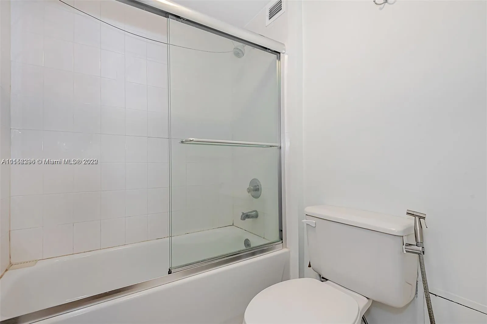 2301 Collins Ave # 423, Miami Beach FL 33139