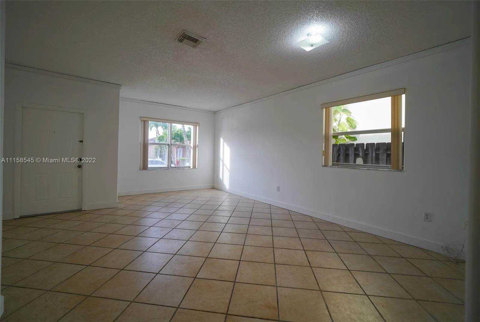 16511 SW 75th Ter, Miami FL 33193