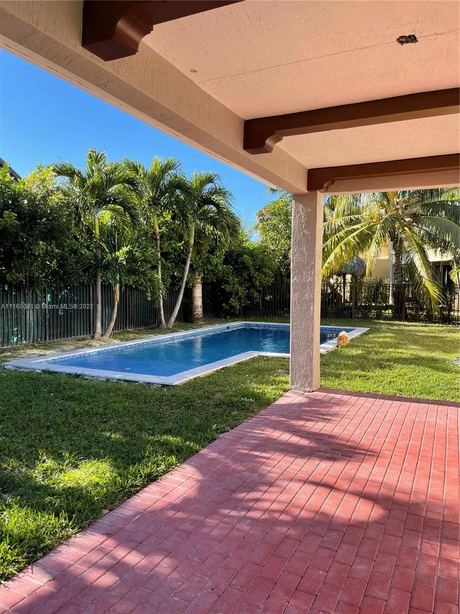 7408 SW 189th St, Cutler Bay FL 33157