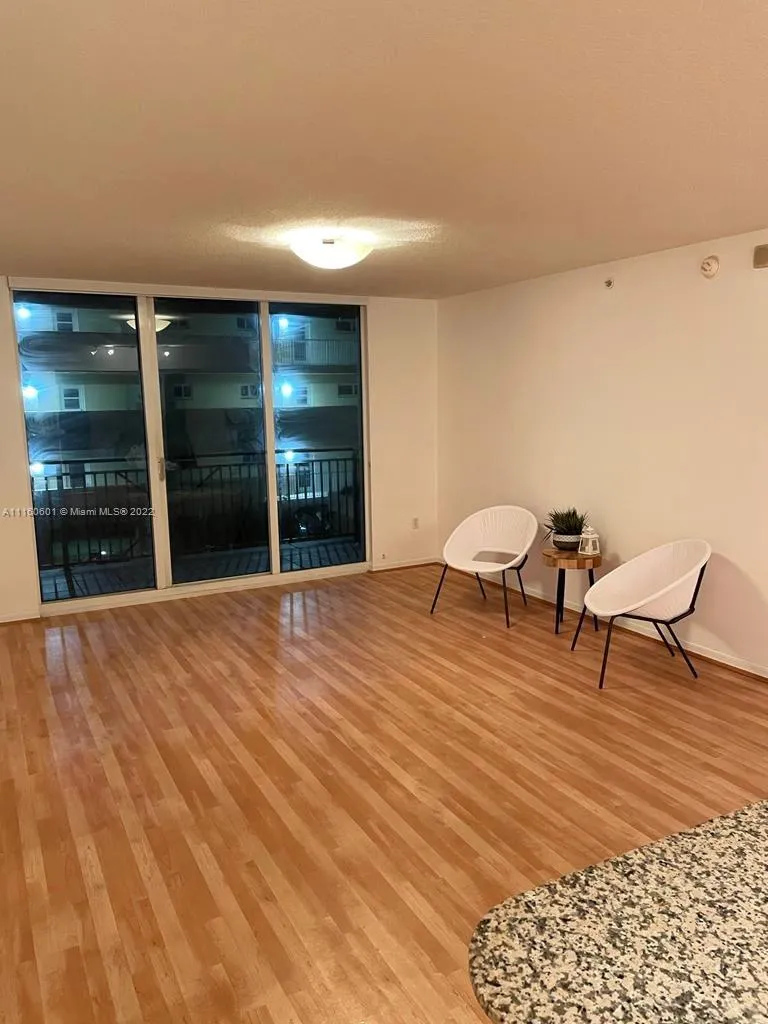 2080 S Ocean Dr # 203, Hallandale Beach FL 33009