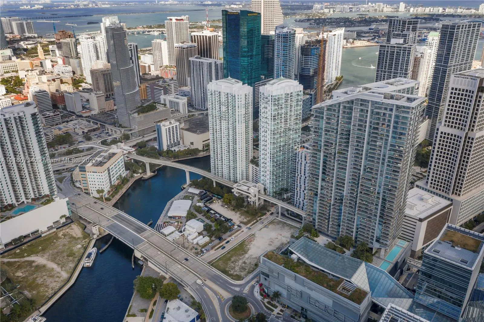 68 SE 6th St # 3911, Miami FL 33131