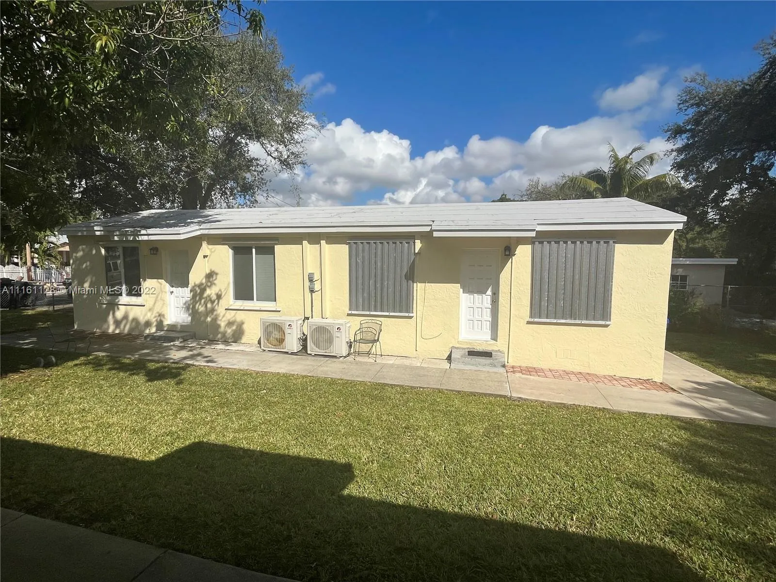 7637 NW 3rd Ave, Miami FL 33150