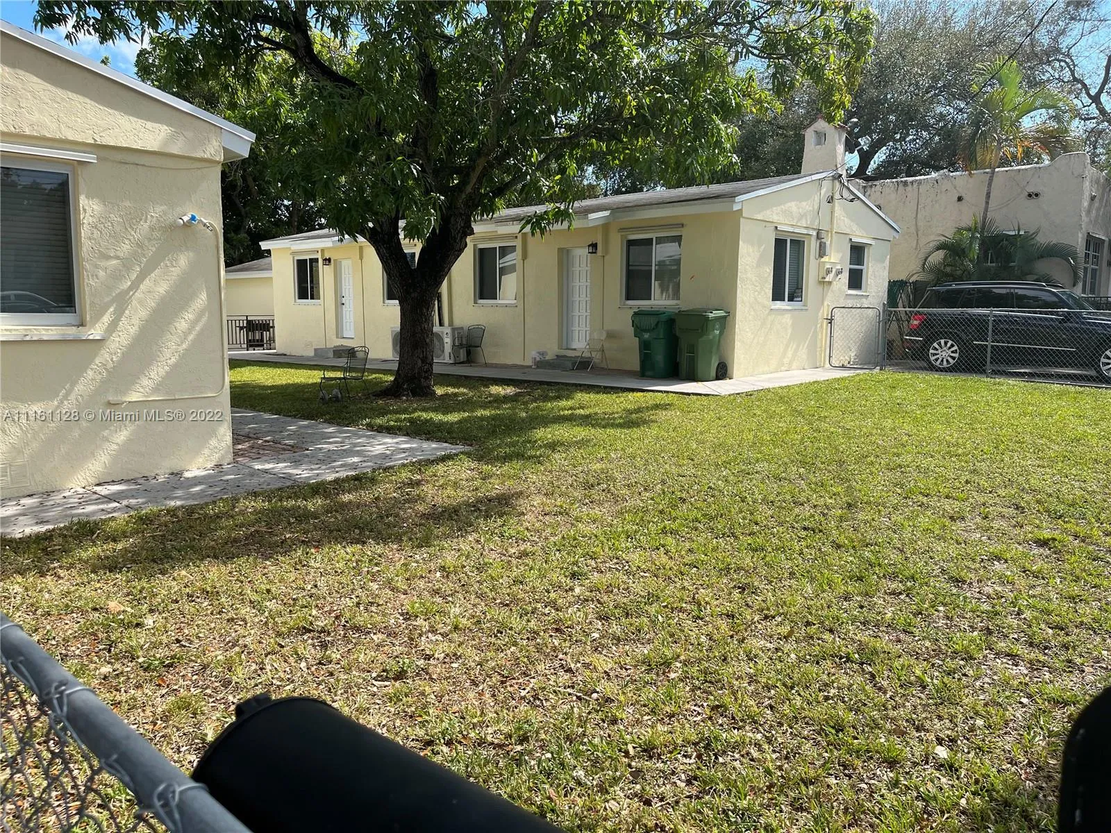 7637 NW 3rd Ave, Miami FL 33150