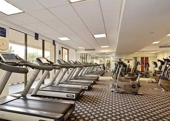 19707 Turnberry Way # 4, Aventura FL 33180