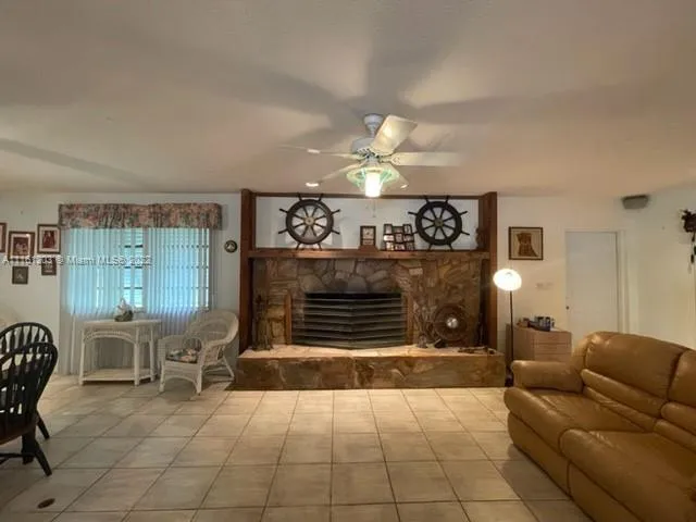 21320 SW 224th St, Miami FL 33170