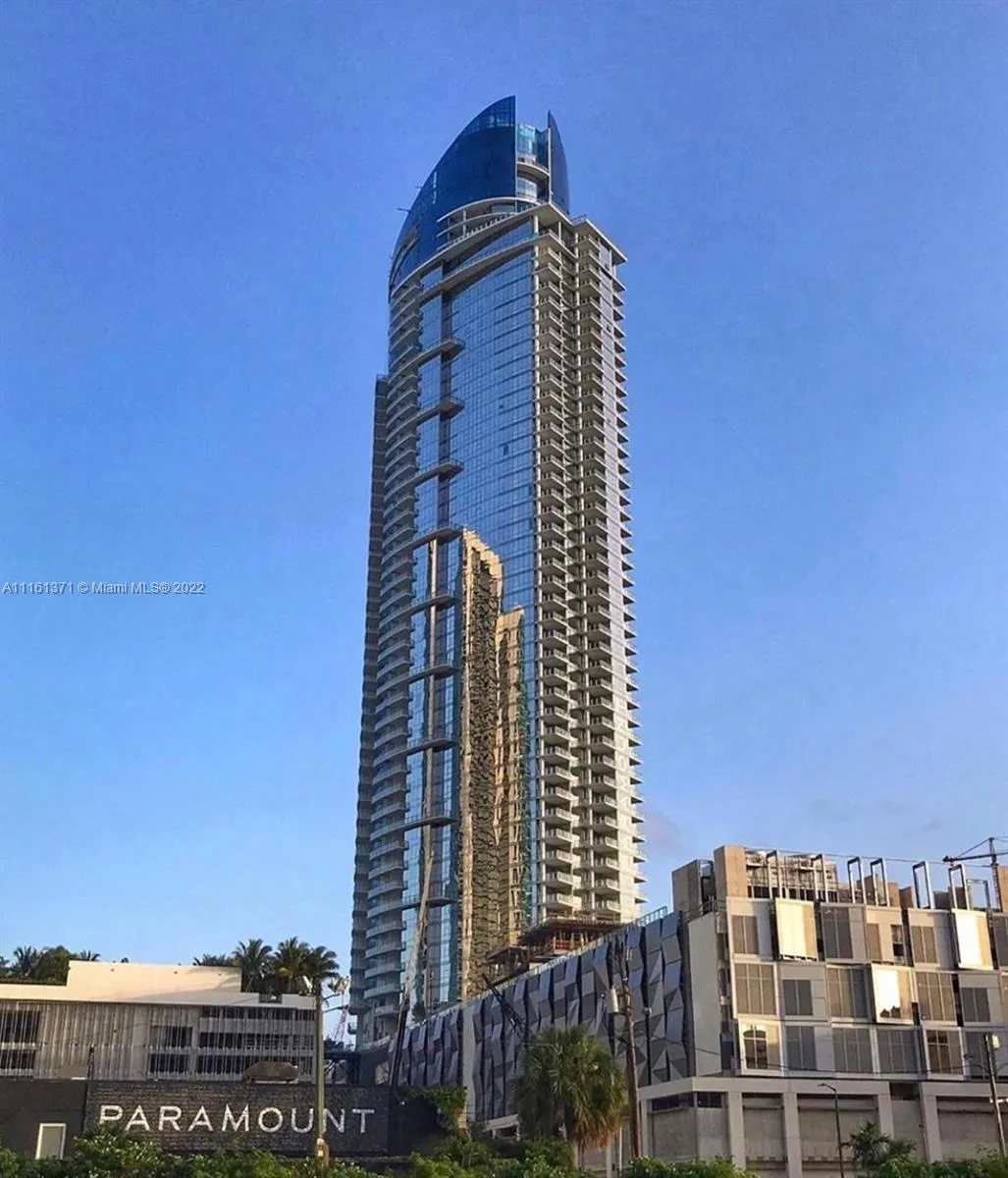 851 NE 1st Ave # 1508, Miami FL 33132