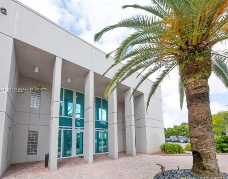 10305 NW 41st St # 111, Doral FL 33178