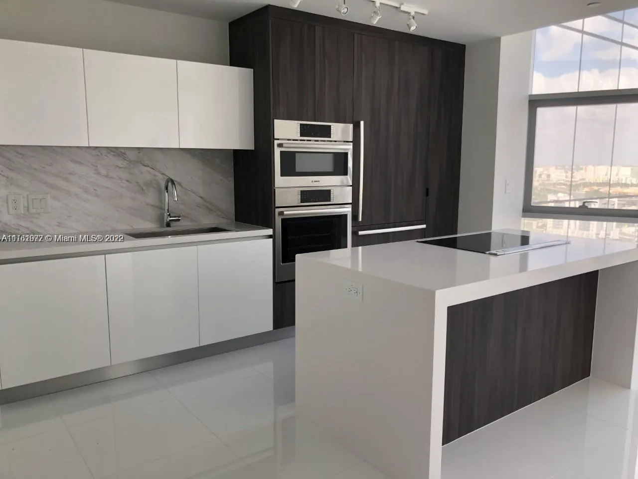 851 NE 1st Ave # 200, Miami FL 33132