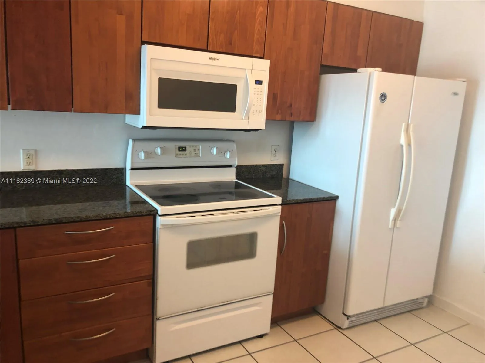 1200 Brickell Bay Dr # 2424, Miami FL 33131