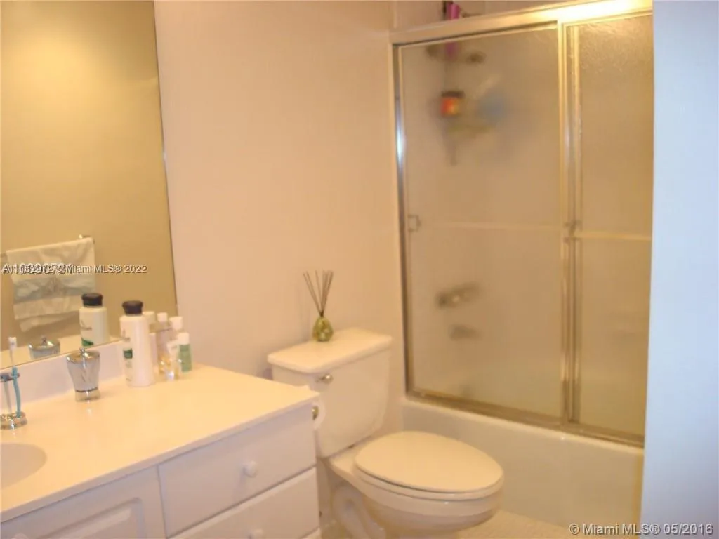 19390 Collins Ave # 1112, Sunny Isles Beach FL 33160
