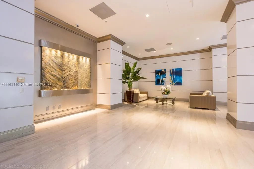 19390 Collins Ave # 7, Sunny Isles Beach FL 33160