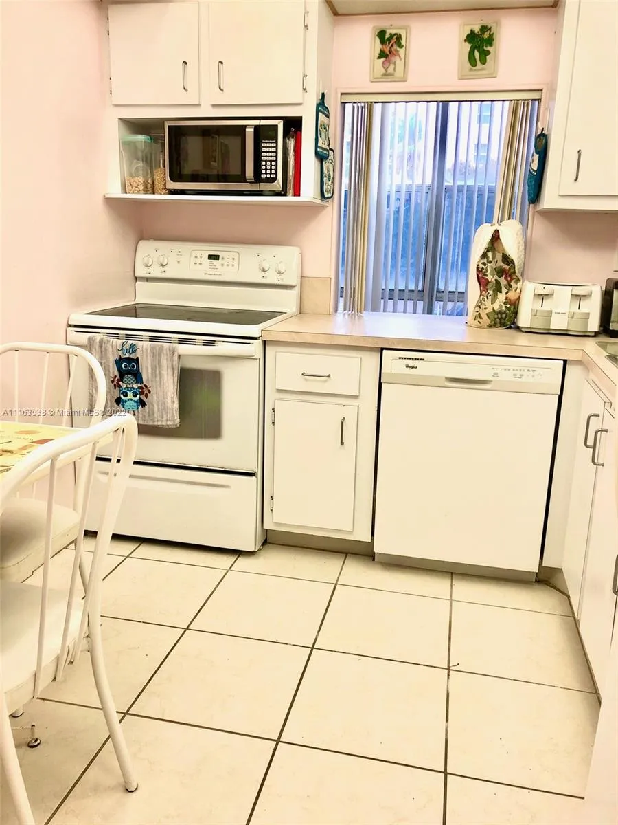 200 172nd St # 222, Sunny Isles Beach FL 33160