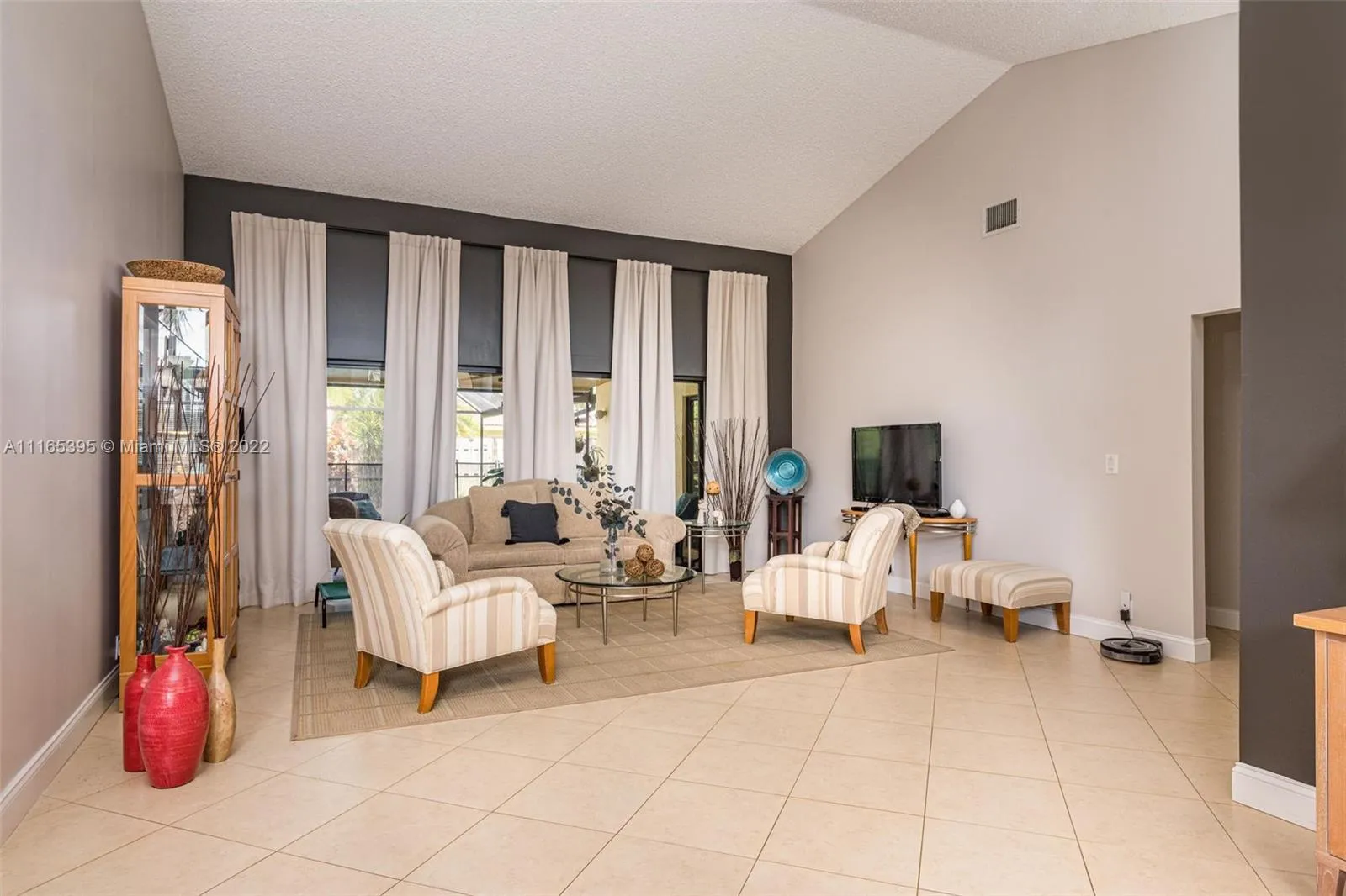 16621 Royal Poinciana Ct, Weston FL 33326