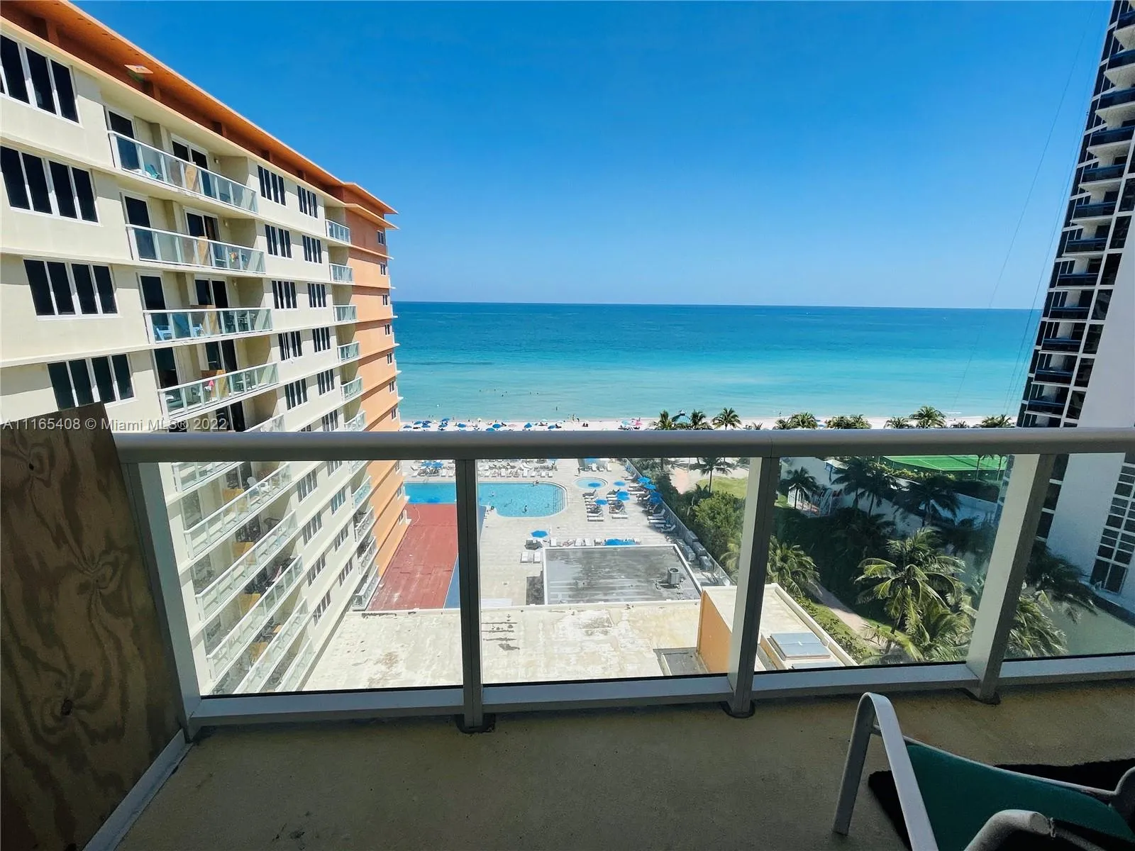1 bath for rent at 19201 Collins Ave # 946, Sunny Isles Beach FL 33160