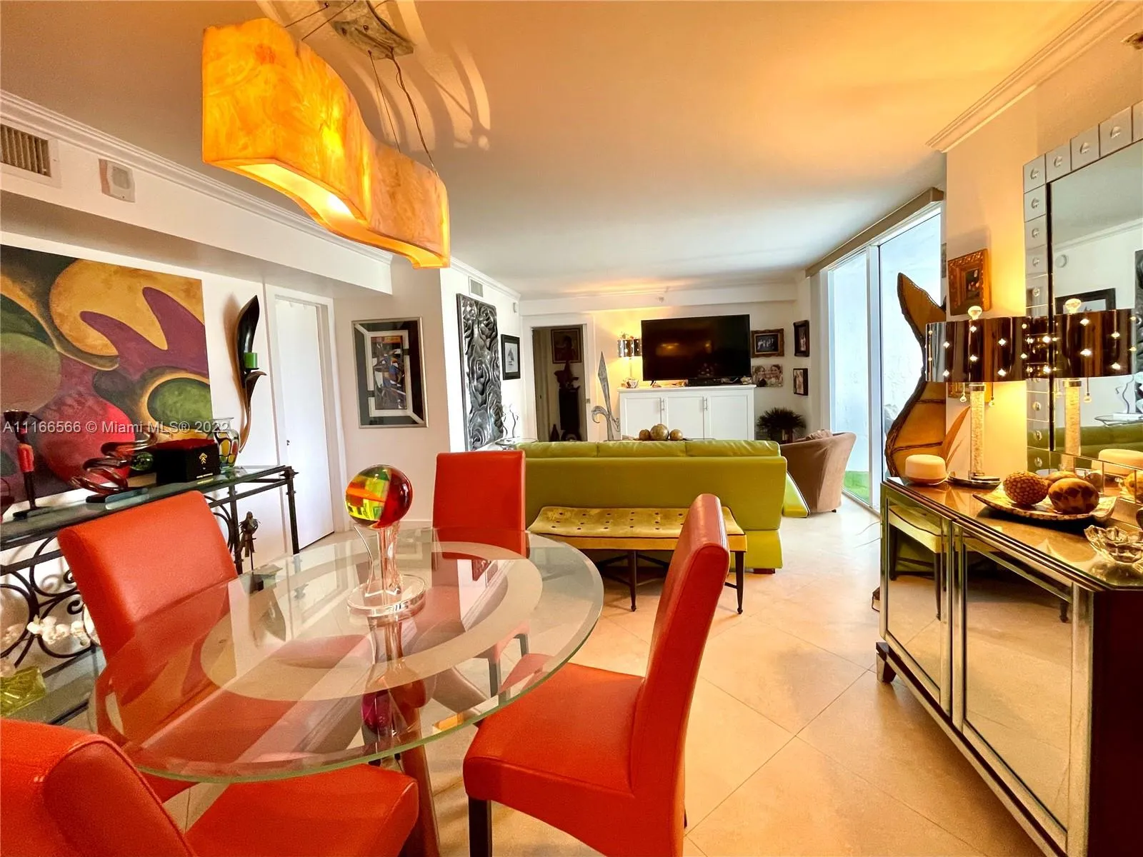 2457 Collins Ave # 207, Miami Beach FL 33140