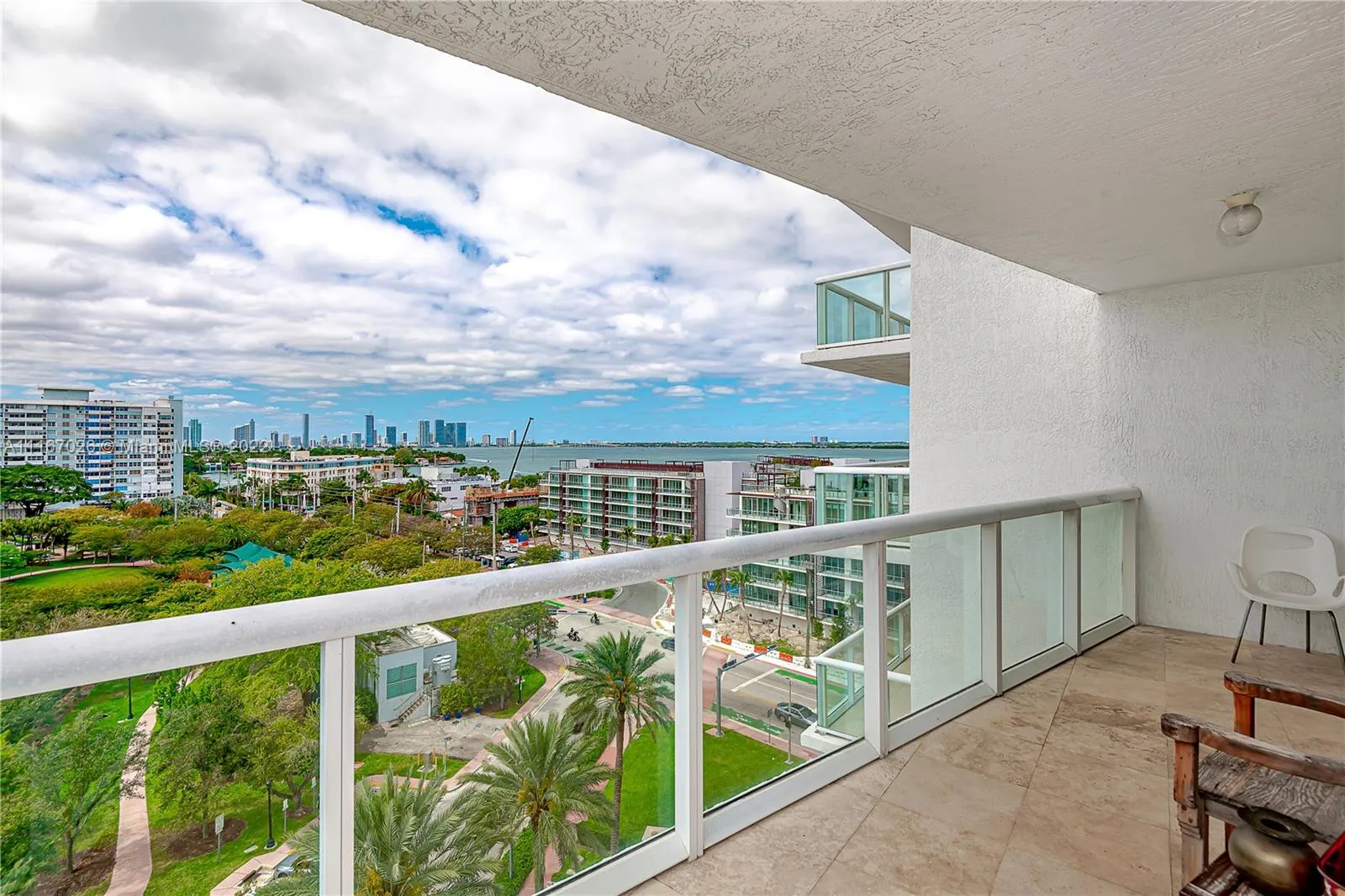 10 Venetian Way, Miami Beach FL 33139