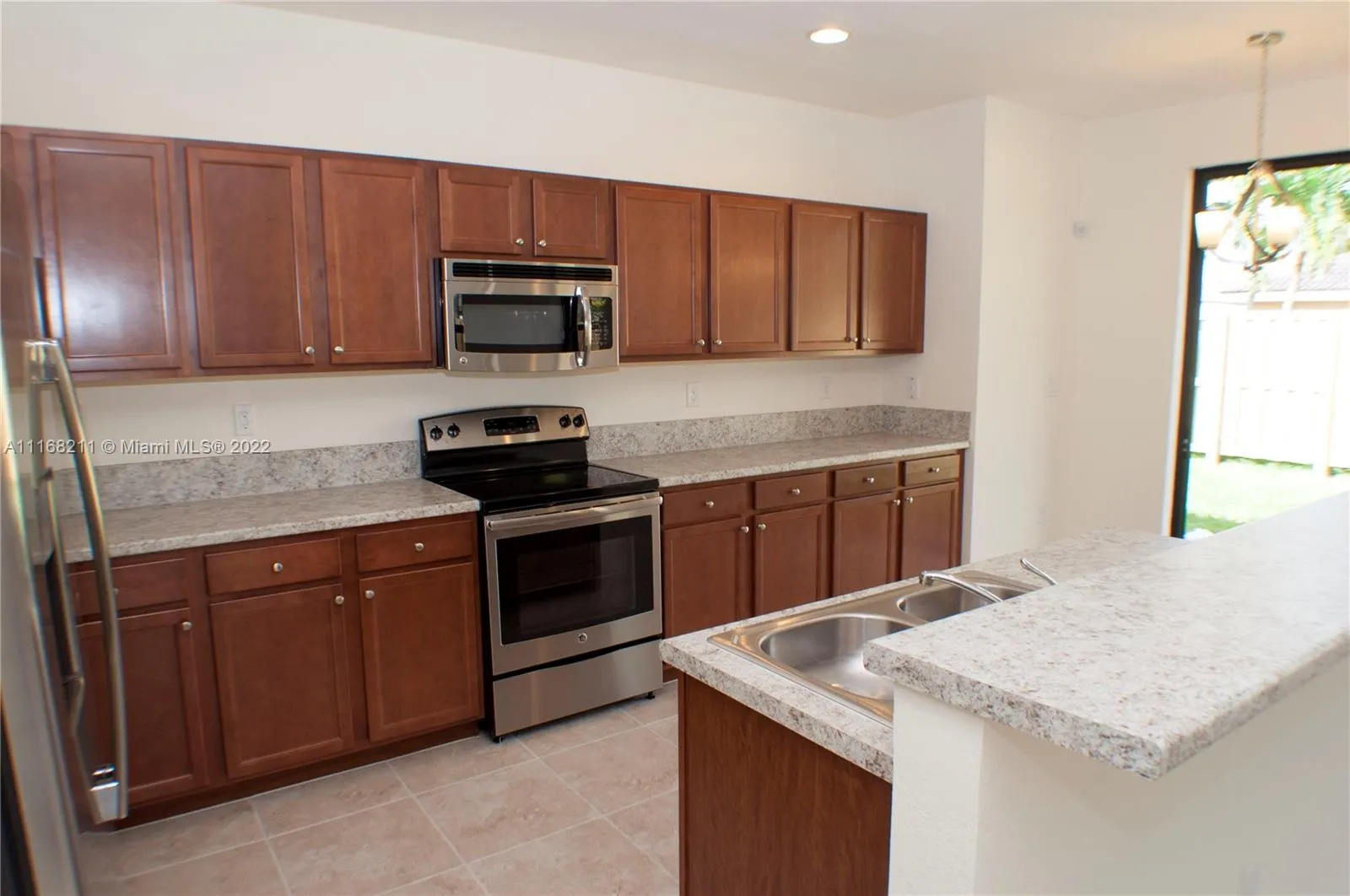 15325 SW 173rd St, Miami FL 33187