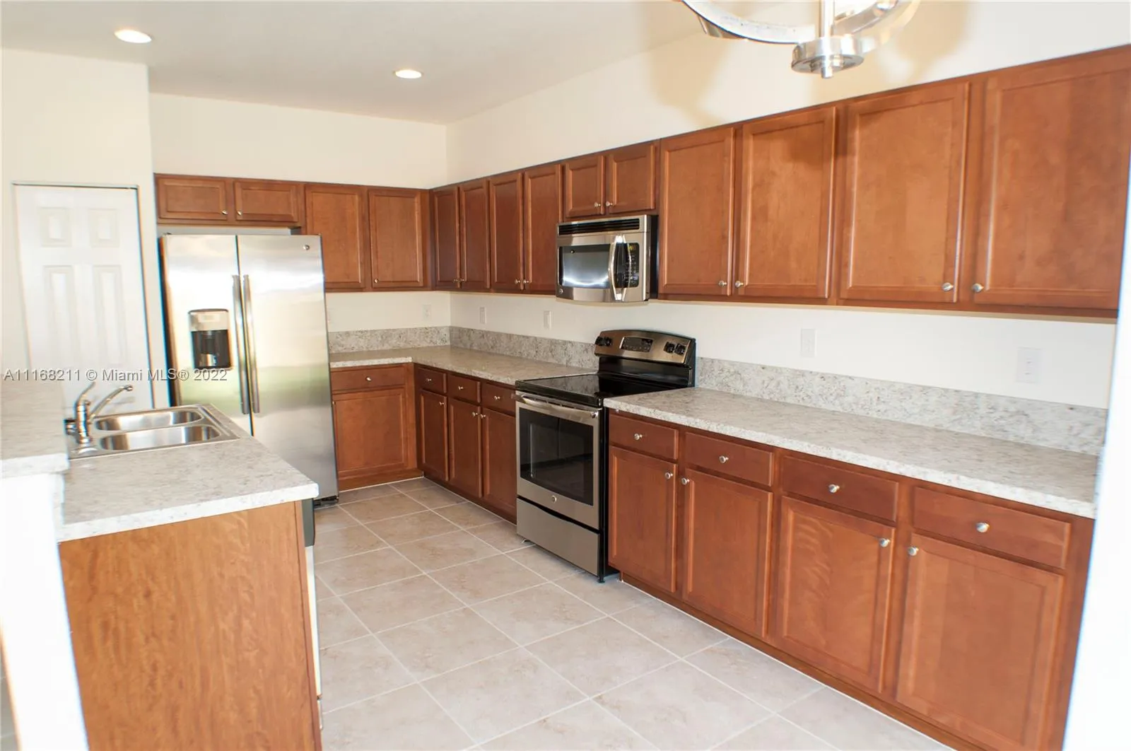 15325 SW 173rd St, Miami FL 33187