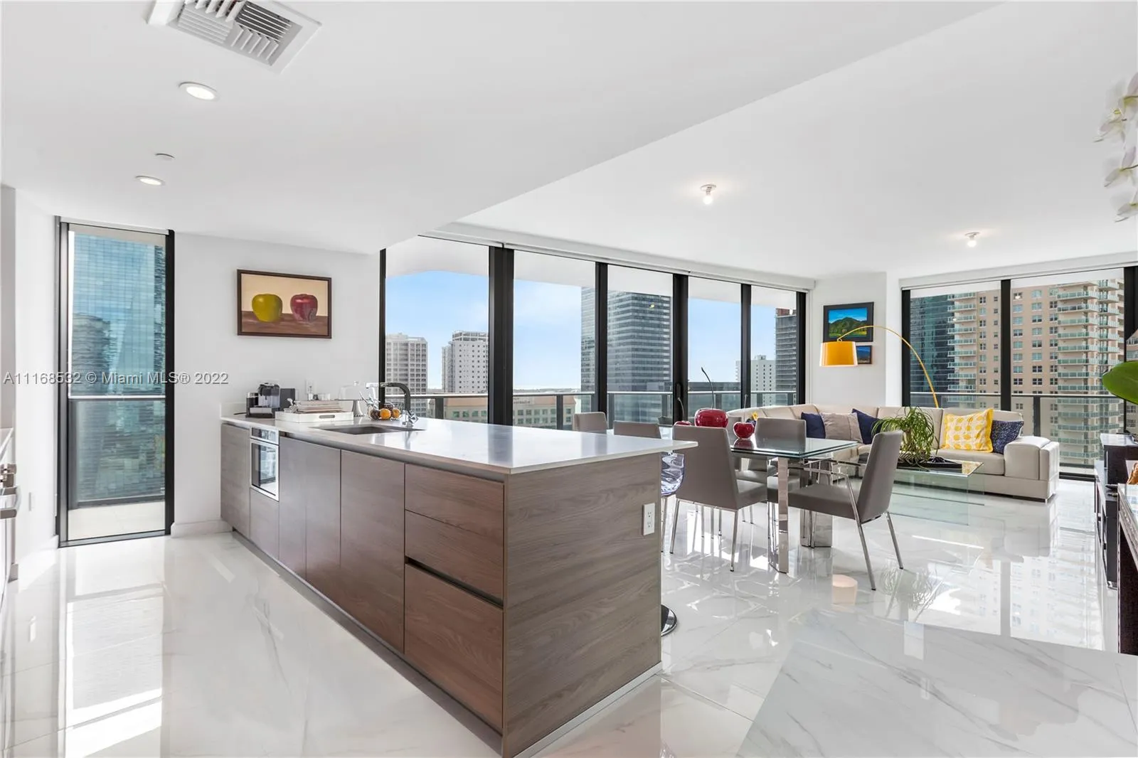 3 bedroom 2 bath for sale at 1300 S Miami Ave # 1705, Miami FL 33130