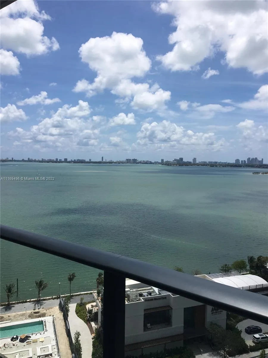 650 NE 32nd St # 1504, Miami FL 33137