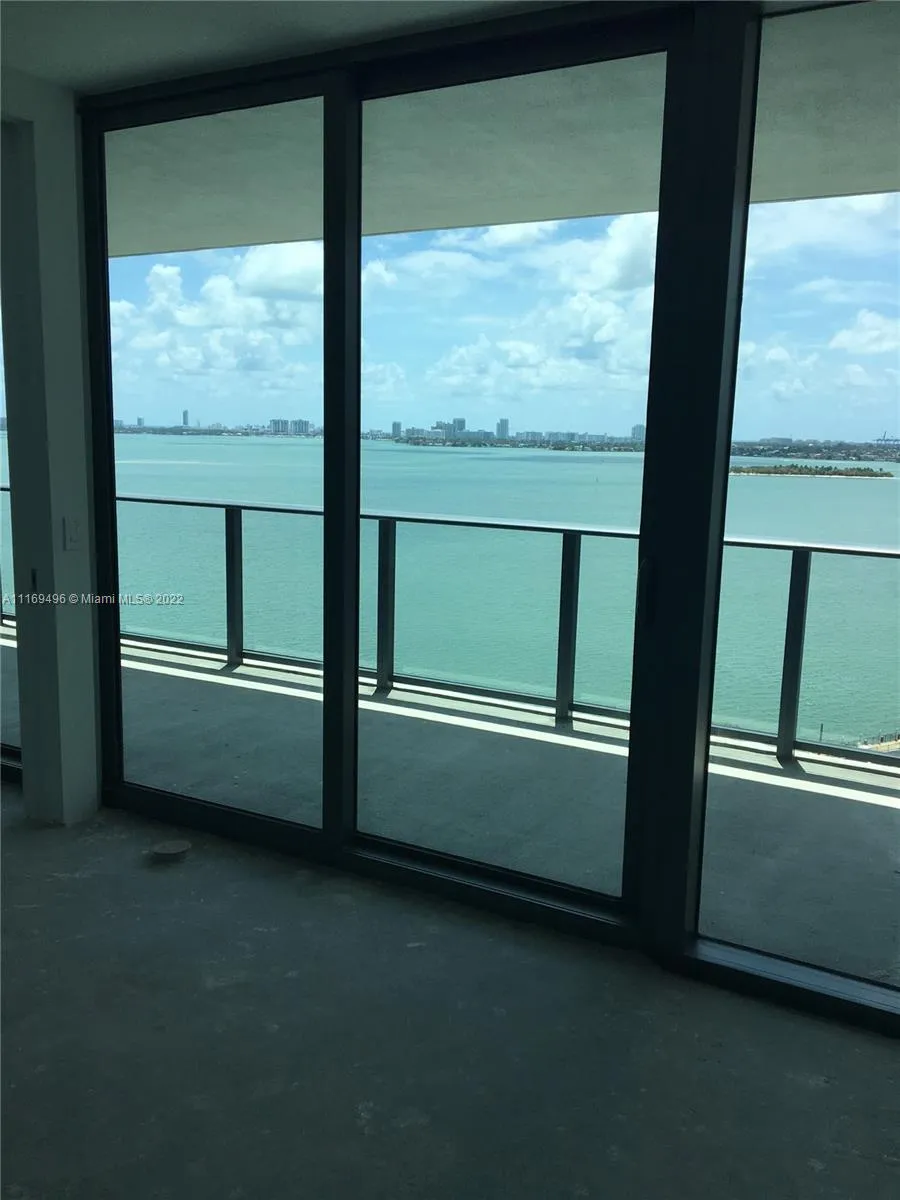 650 NE 32nd St # 1504, Miami FL 33137