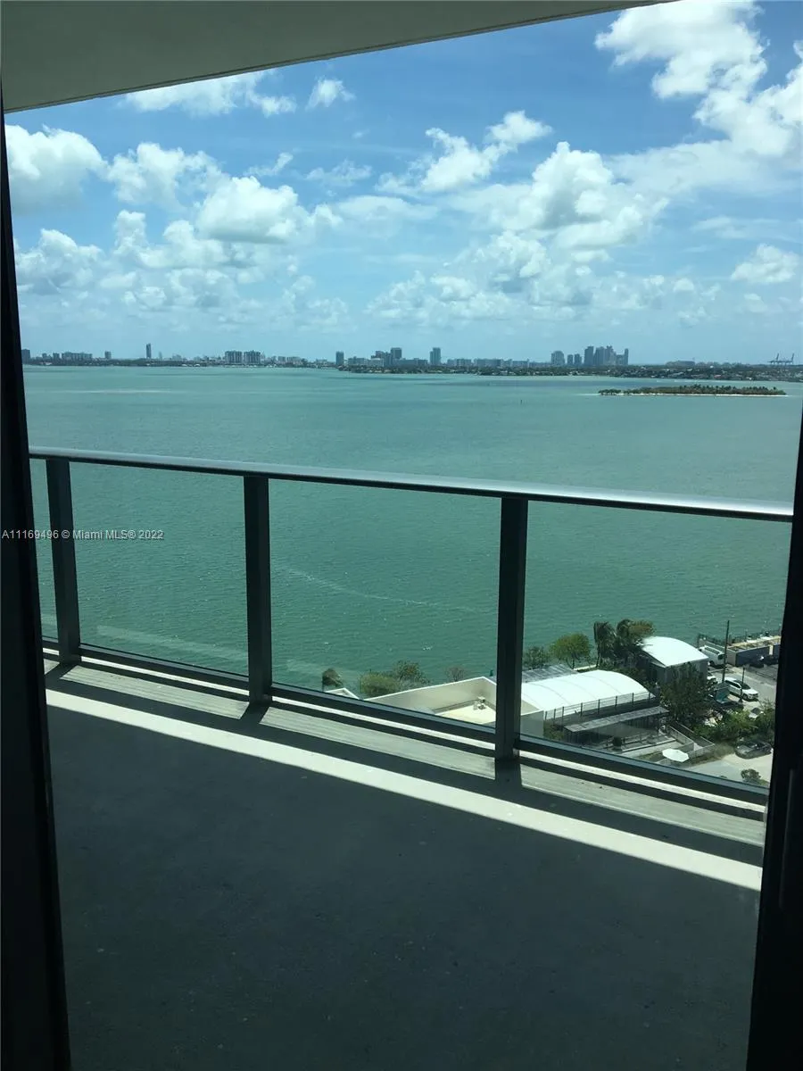 650 NE 32nd St # 1504, Miami FL 33137