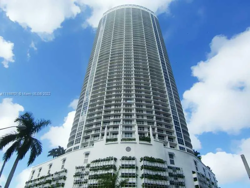 2 bedroom 2 bath for sale at 1750 N Bayshore Dr # 2101, Miami FL 33132