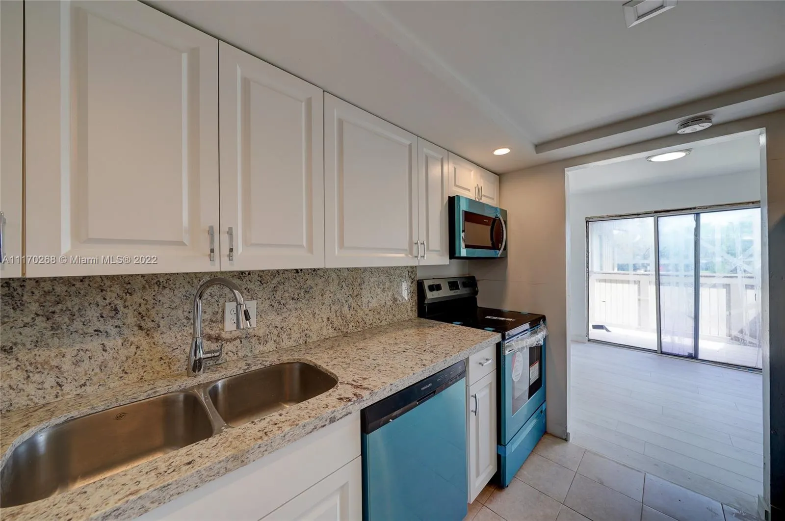 3 bedroom 2 bath for sale at 2223 NW 56th Ave, Lauderhill FL 33313