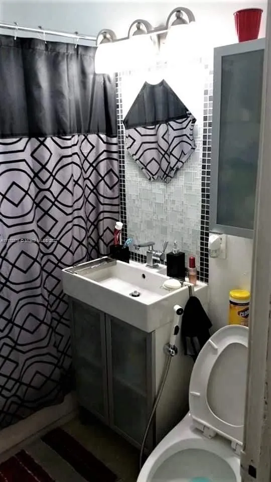 14860 Pierce St, Miami FL 33176